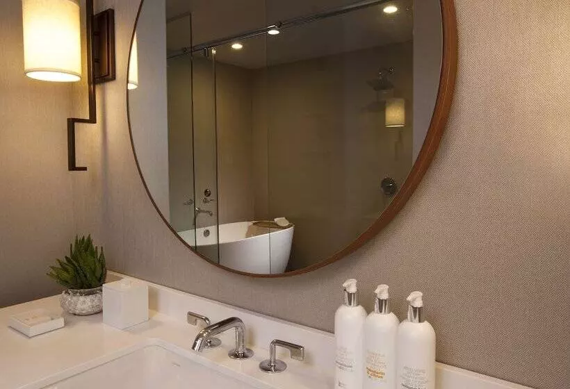 身障者適用スイートルーム, Kimpton Hotel Palomar Phoenix Cityscape, An Ihg
