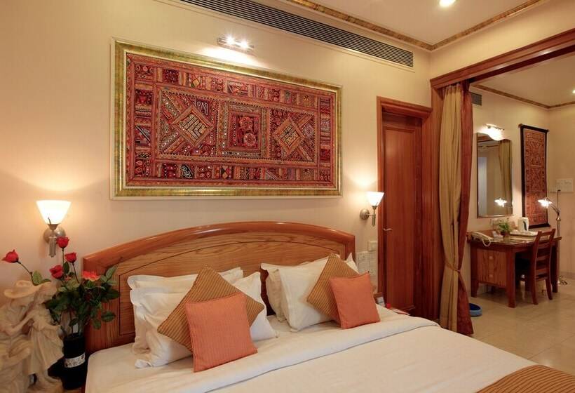 סוויטה נשיאותית, Mayura