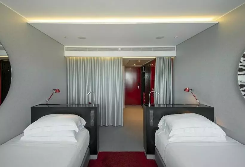 Quarto deluxe, Myriad By Sana Hotels