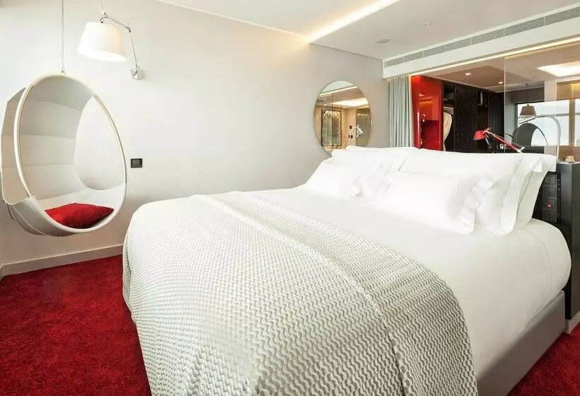 Quarto deluxe, Myriad By Sana Hotels