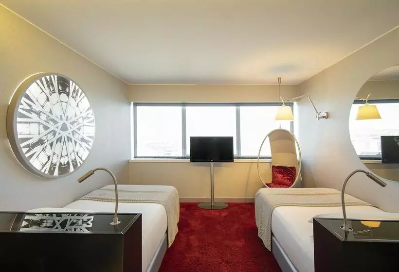 Quarto deluxe, Myriad By Sana Hotels