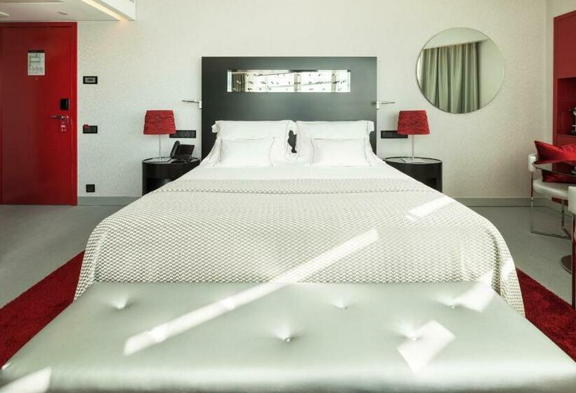 اتاق پرمیوم, Myriad By Sana Hotels