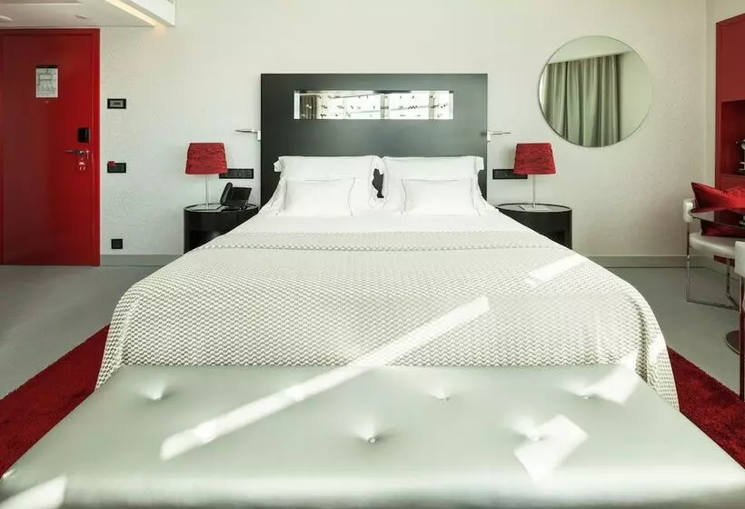 Quarto Premium, Myriad By Sana Hotels