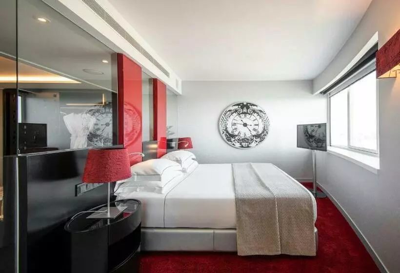 Suite, Myriad By Sana Hotels