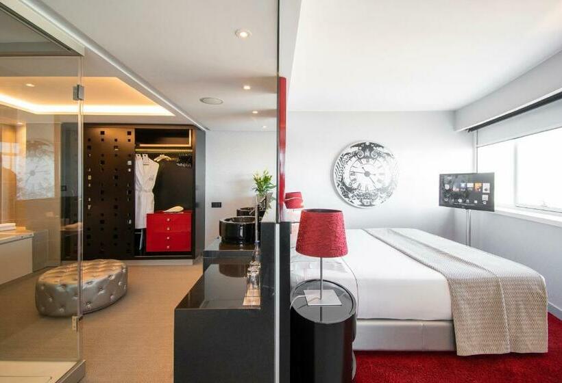 سوییت, Myriad By Sana Hotels