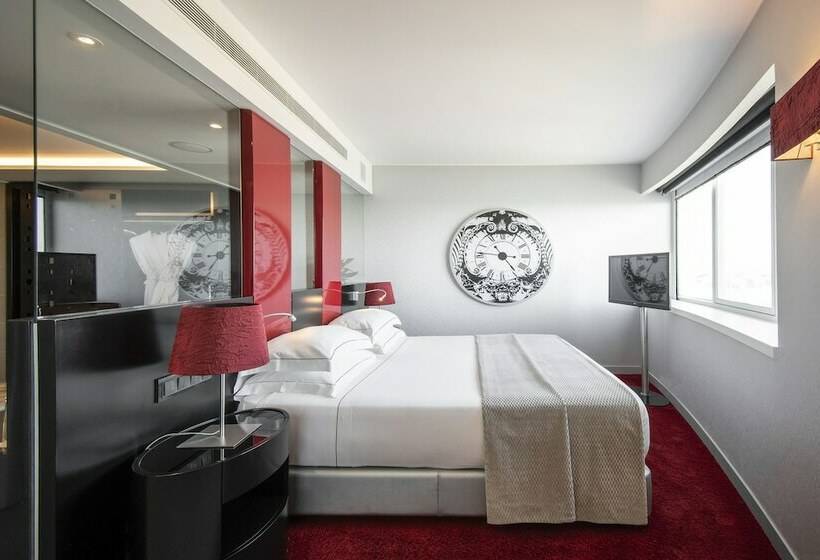 سوییت, Myriad By Sana Hotels