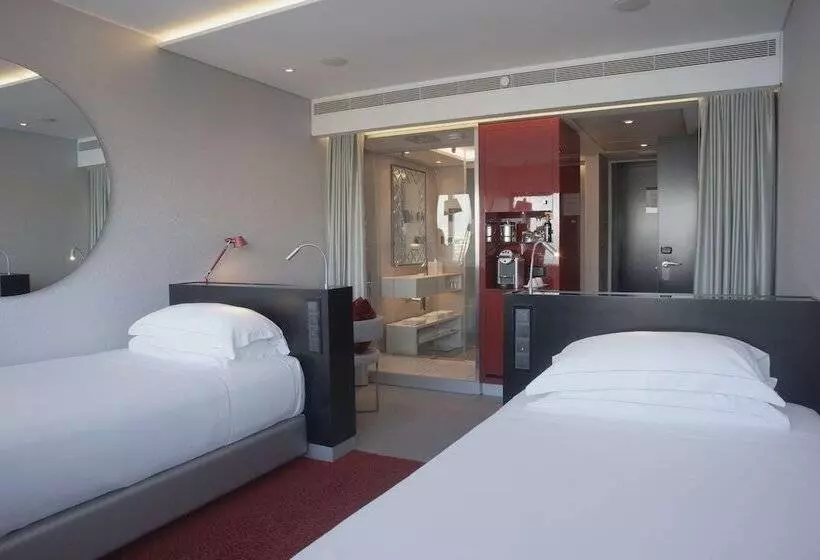 Quarto Familiar, Myriad By Sana Hotels