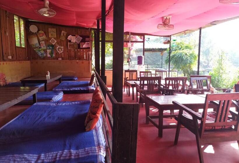 Номер Стандарт Вид на Горы, Rishikesh Valley