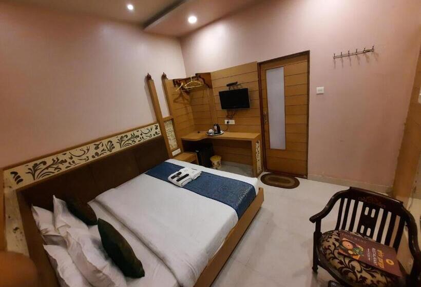 Quarto Deluxe Vista Cidade, Temple On Ganges