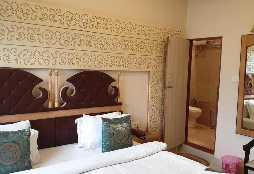 Quarto Deluxe Vista Cidade, Temple On Ganges