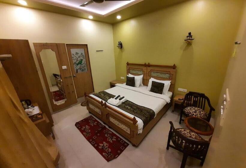 Quarto Deluxe Vista Cidade, Temple On Ganges