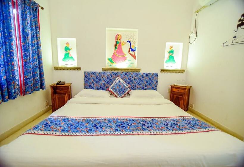 Номер Стандарт, Udaigarh   Udaipur