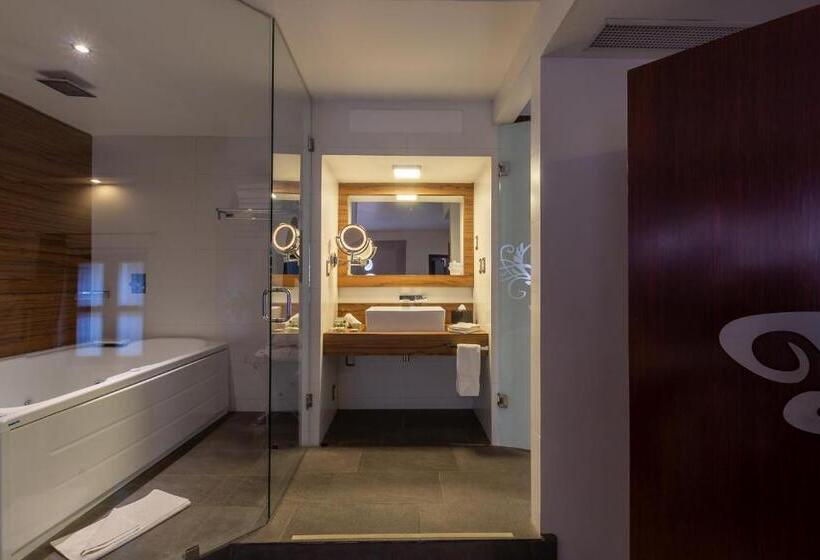 سوییت لوکس, 1850 Hotel Boutique
