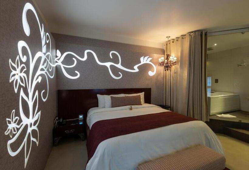 سوییت لوکس, 1850 Hotel Boutique