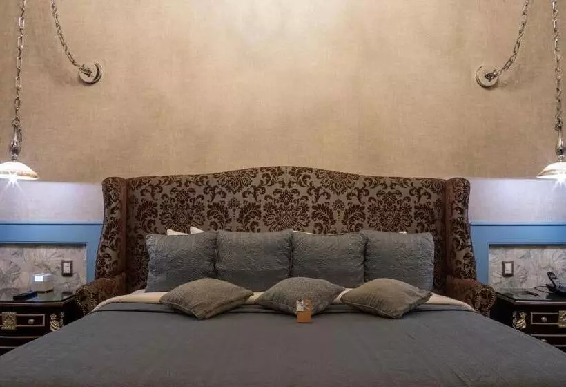 Sviitti Parveke, 1850 Hotel Boutique