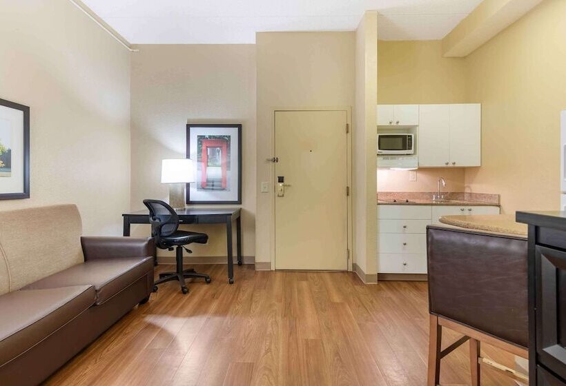 Студия Deluxe, Extended Stay America Suites  Atlanta  Gwinnett Place