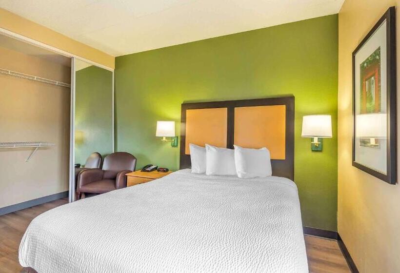 Студия Стандарт, Extended Stay America Select Suites   Chicago   Lombard   Oakbrook