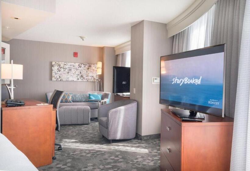 חדר סטנדרט עם מיטת קינג, Courtyard By Marriott Silver Spring Downtown