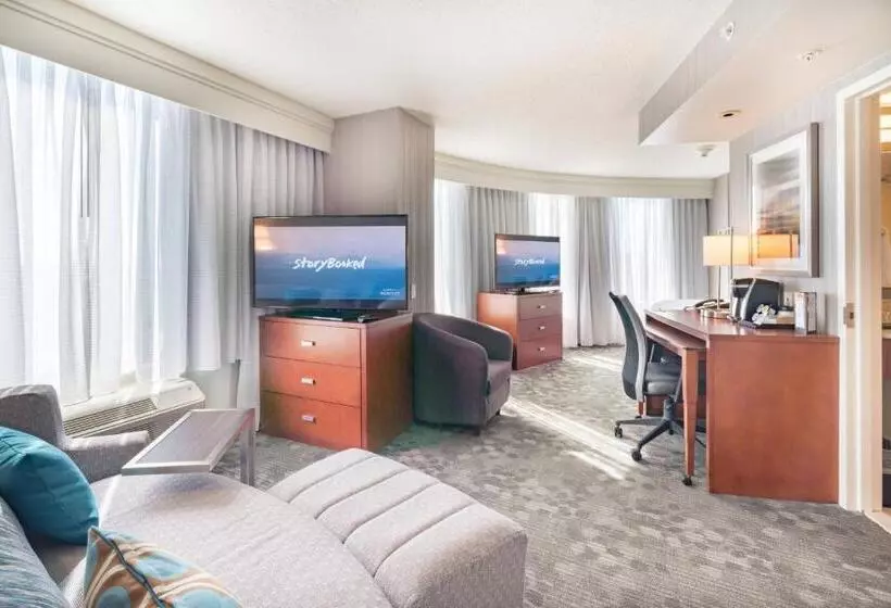 キングサイズベッドのスタンダードルーム, Courtyard By Marriott Silver Spring Downtown