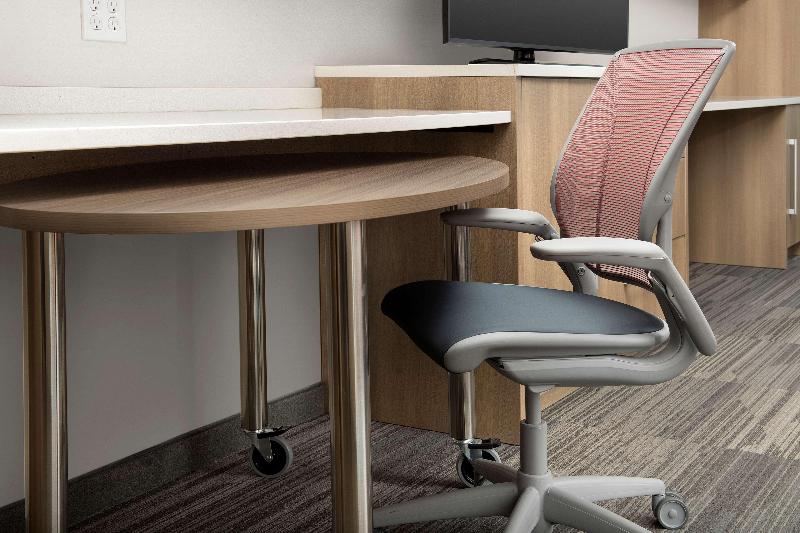 جناح, Holiday Inn Express & Suites Mesquite Nevada, An Ihg