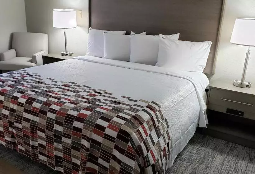 キングサイズベッドのスーペリアルーム, Red Roof Inn & Suites Vicksburg