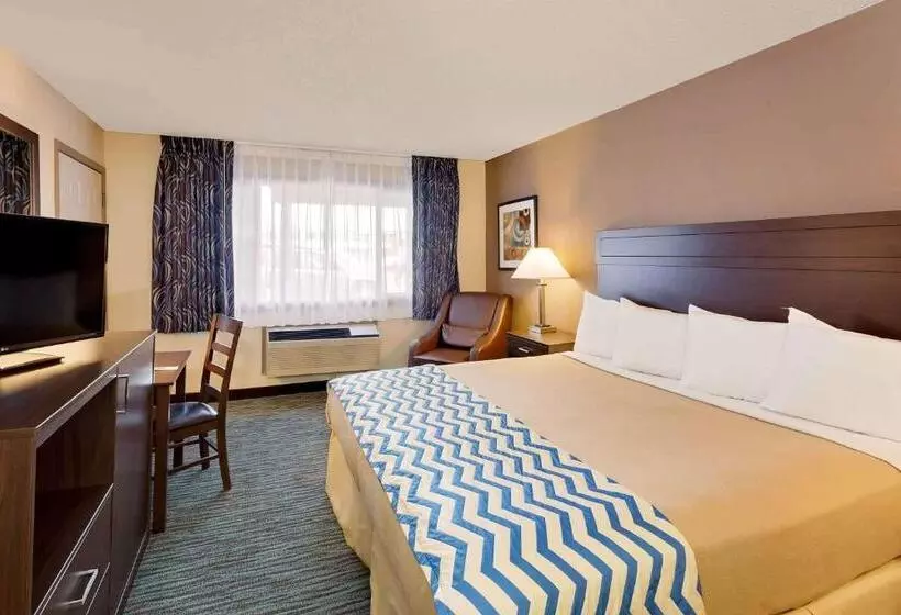 キングサイズベッドのスタンダードルーム, Travelodge By Wyndham Aberdeen