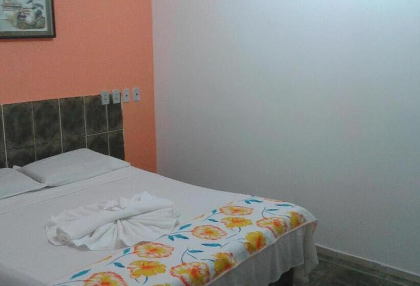 غرفة قياسية, Vale Verde Coroa Vermelha