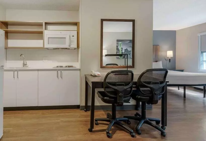 デラックススタジオ, Extended Stay America Suites  Fremont  Newark