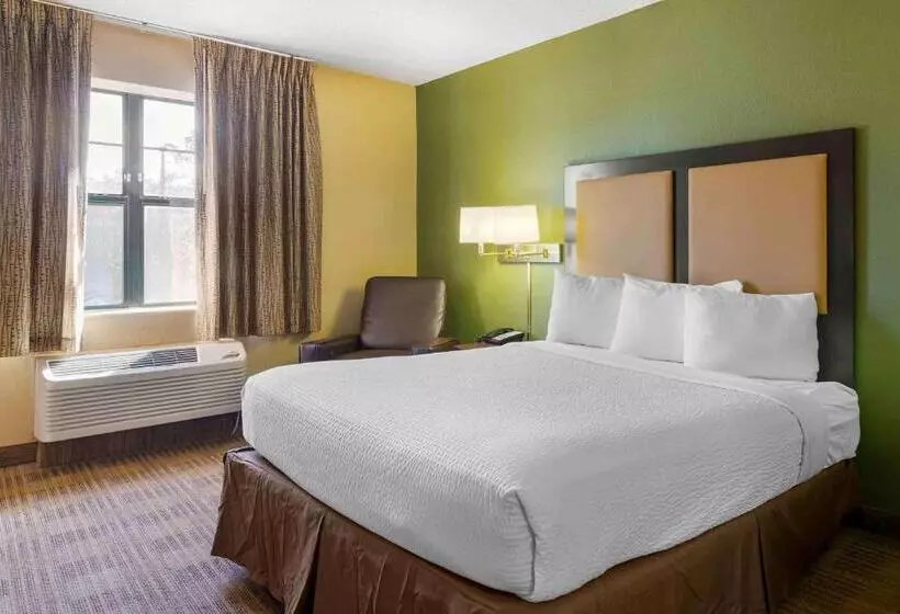 スタンダードスタジオ, Extended Stay America Suites  Savannah  Midtown