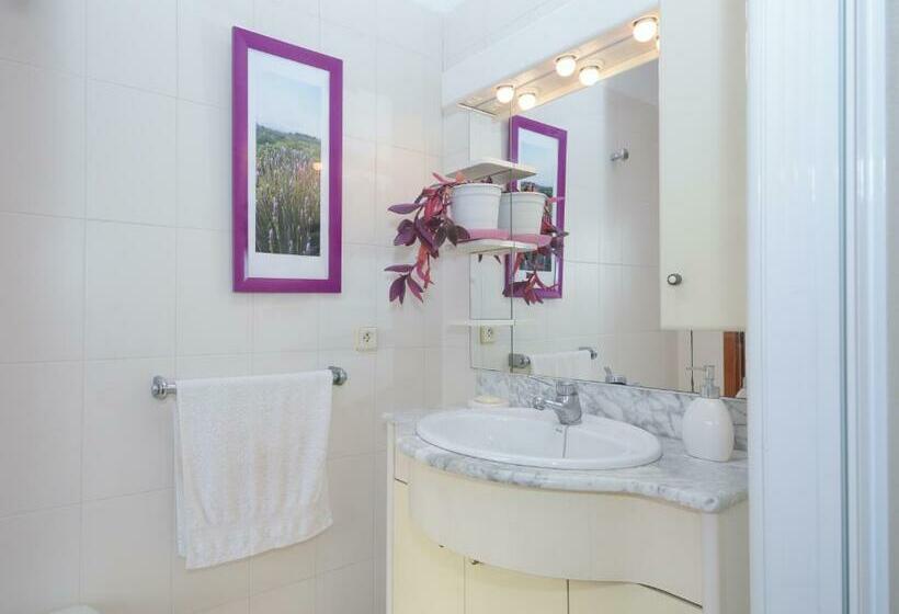 منزل 4 غرف نوم, Alcudia Petit  Turismo De Interior