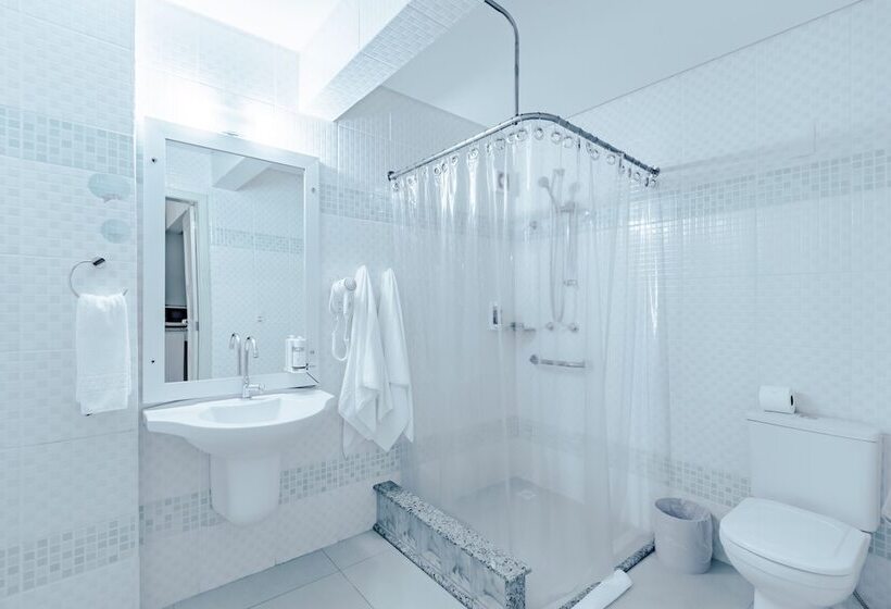 デラックストリプルルーム, Bristol Sabrina Hotel De Charme Joinville