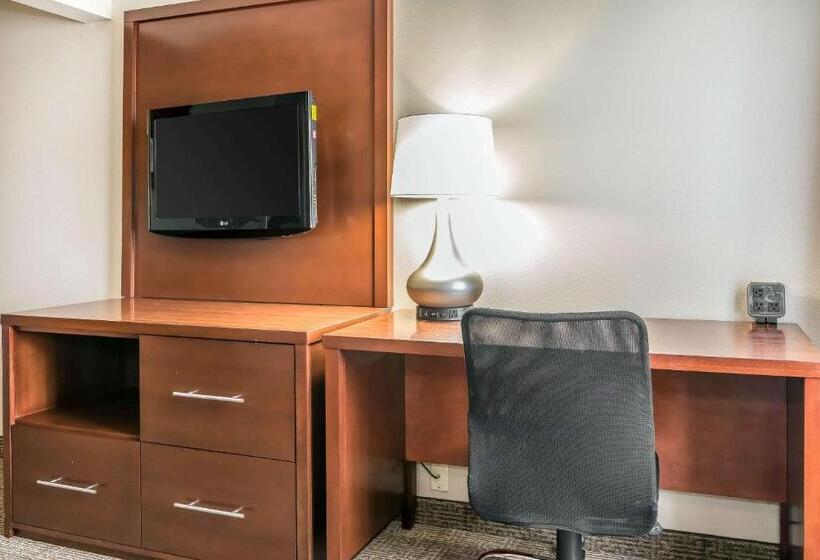 Люкс Кровать Кинг, Comfort Suites