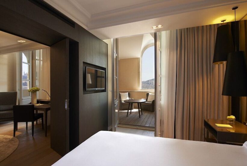 Полулюкс с Видом, Intercontinental Marseille   Hotel Dieu, An Ihg