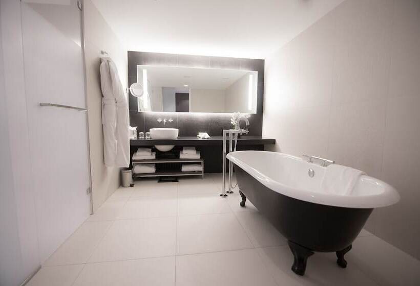 Полулюкс с Видом, Intercontinental Marseille   Hotel Dieu, An Ihg
