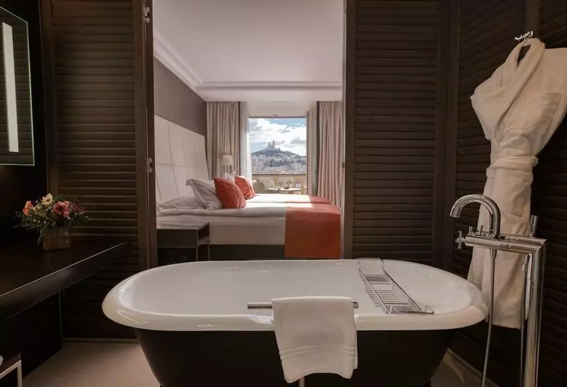 Classic Room with Views, Intercontinental Marseille Hotel Dieu, An Ihg