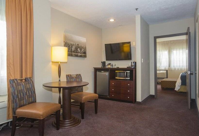 سوییت, Ivy Court Inn And Suites