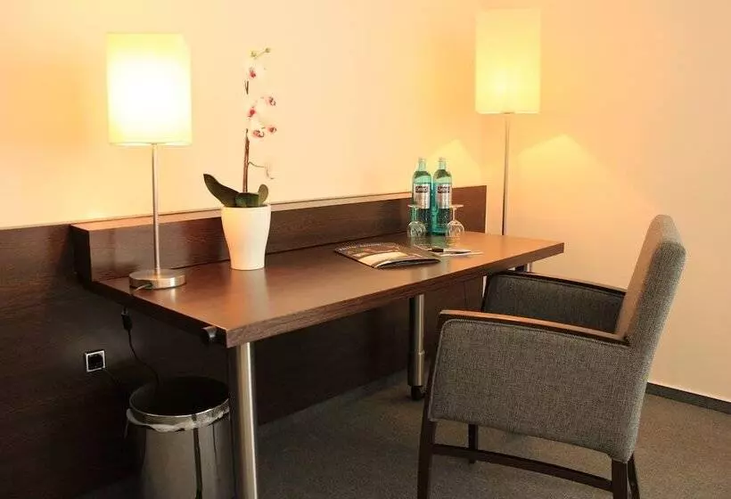 Classic Single Room