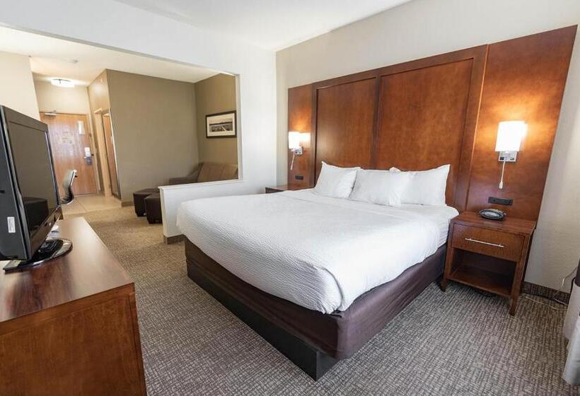 스위트 킹사이즈 침대, Rapid River Lodge