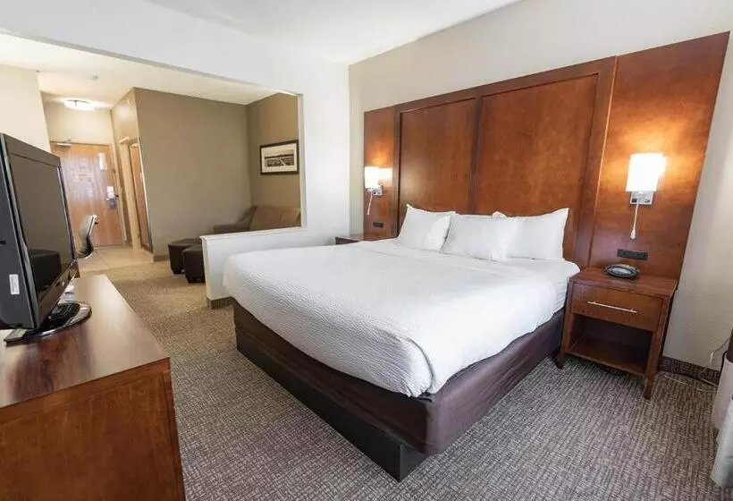 キングサイズベッドのスイートルーム, Rapid River Lodge
