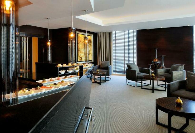سوییت اجرایی, JW Marriott Marquis Hotel Dubai