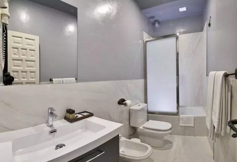 2 Bedroom Apartment, Apartamentos El Tiempo