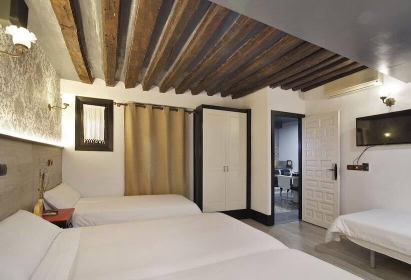 2 Bedroom Apartment, Apartamentos El Tiempo