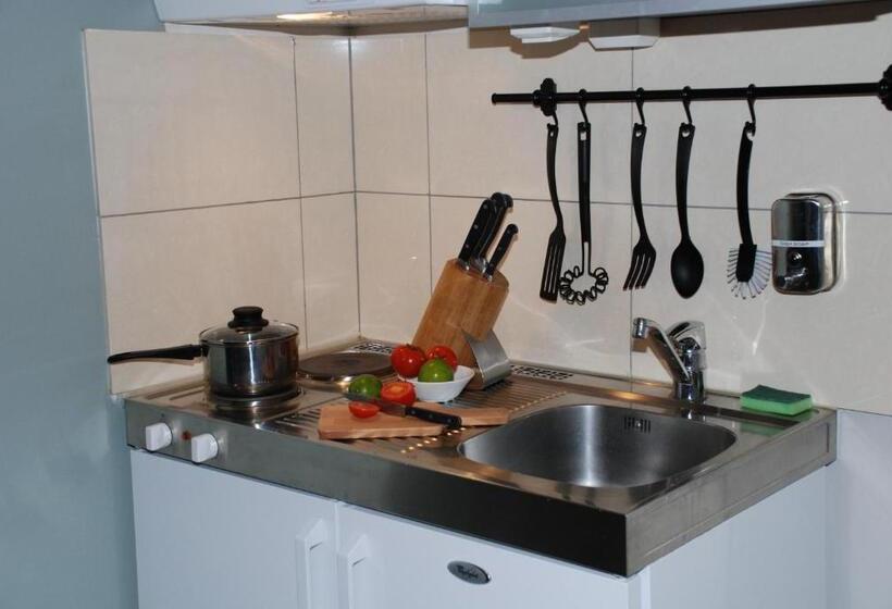 آپارتمان لوکس 1 خوابه, Central City Apartments