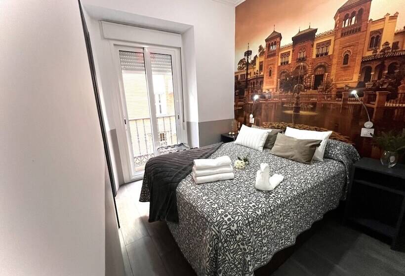 اتاق استاندارد, Hostal Paco´s