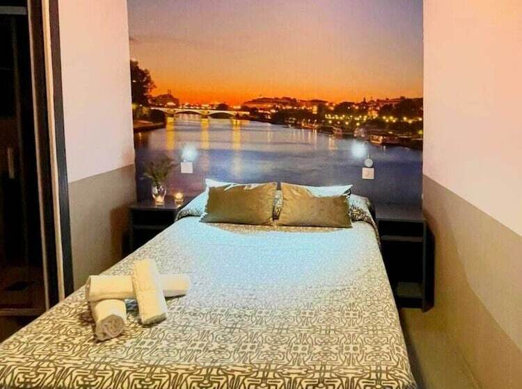 اتاق استاندارد, Hostal Paco´s