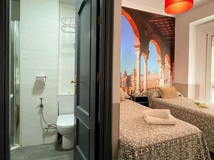اتاق استاندارد, Hostal Paco´s