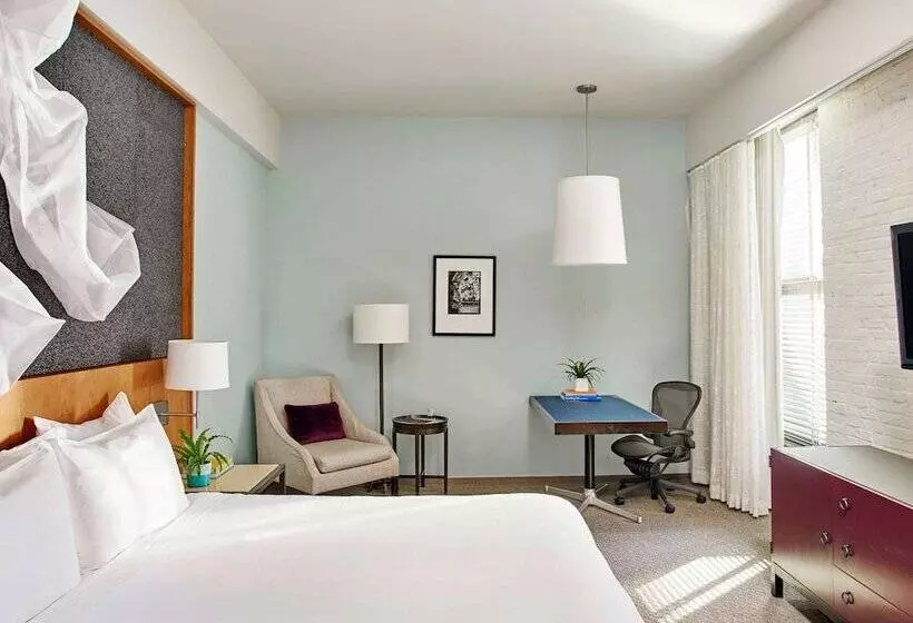 デラックスルーム, 21c Museum Hotel Louisville