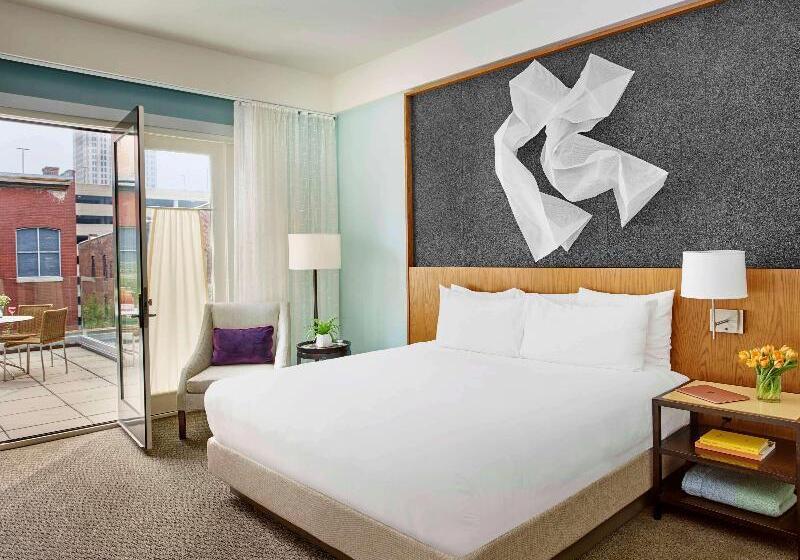 اتاق لوکس با تخت بزرگ, 21c Museum Hotel Louisville