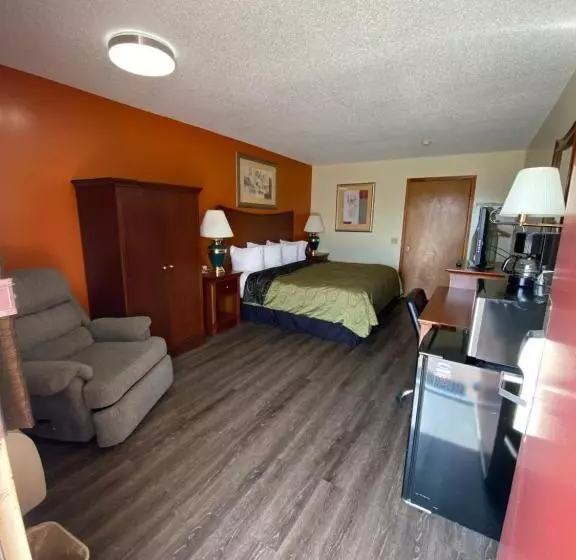 身障者適用キングサイズベッドルーム, Budget Host Inn   Baxley