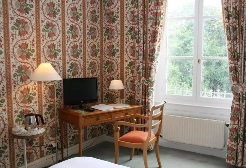 プレステージルーム, Chateau De La Rozelle